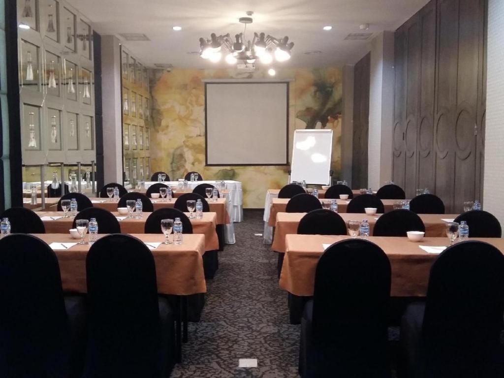 Couleur Hotel Cengkareng Jakarta Exteriér fotografie